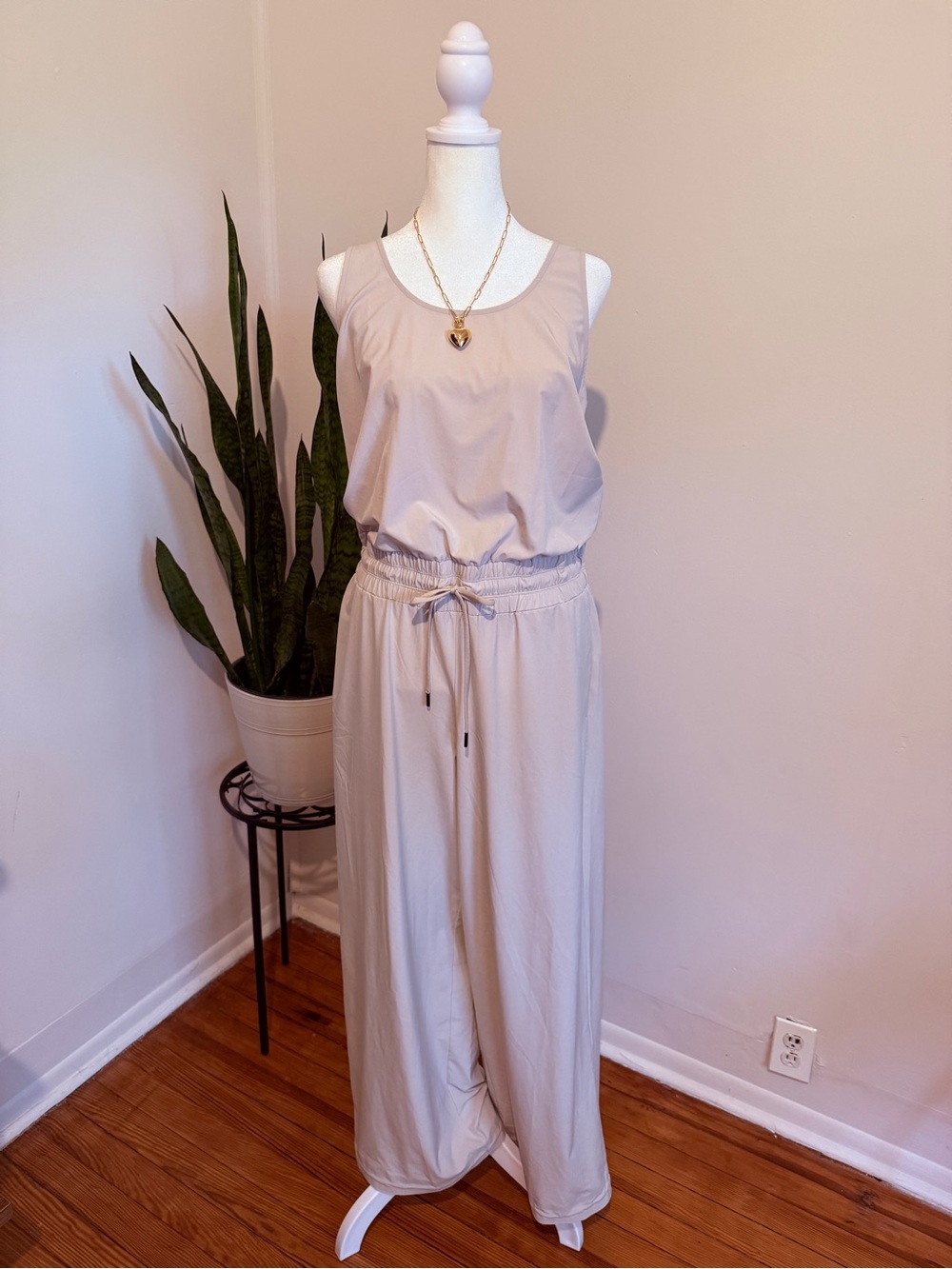 Athleta Revive Wide Leg Jumpsuit Abalone Grey Featherweight Stretch Size 6